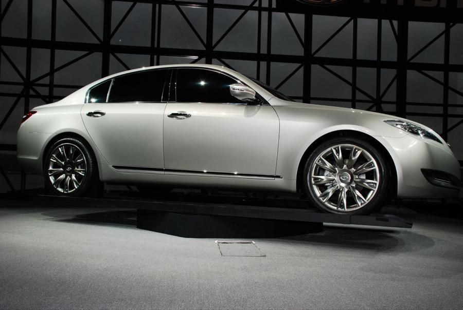  Hyundai Genesis Concept 2007 года  (фото 3 из 60)